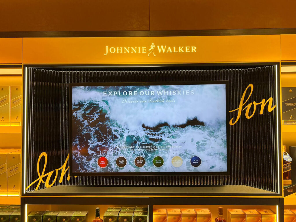 Sharaj_Duty_Free_Johnnie_Walker_Top_Rock_Int (2)