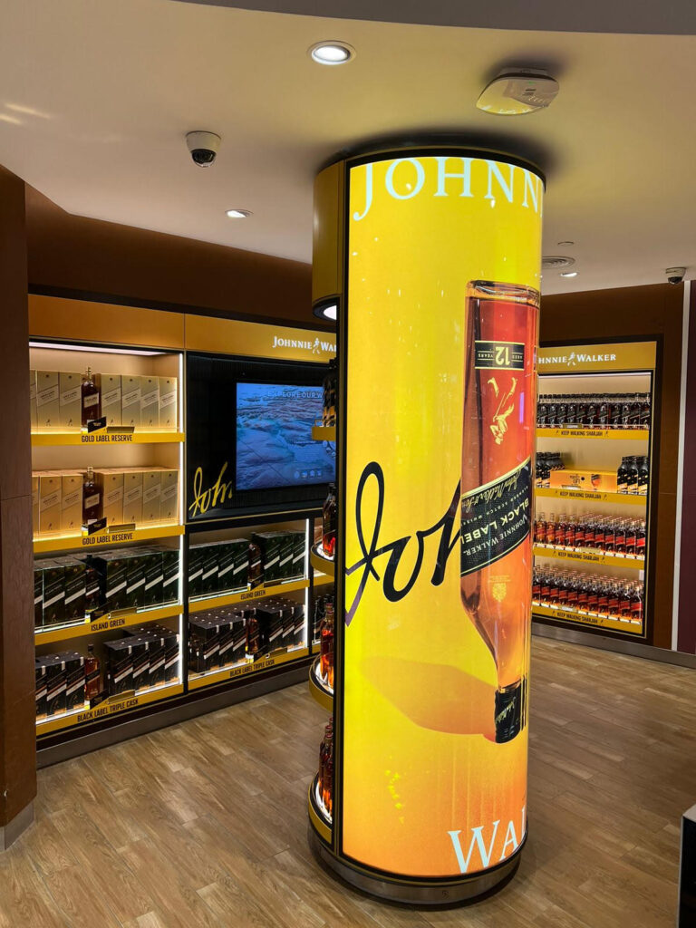 Sharaj_Duty_Free_Johnnie_Walker_Top_Rock_Int (3)